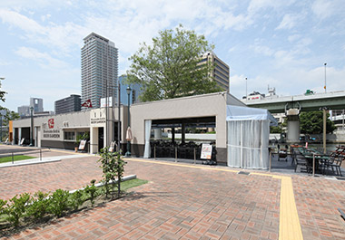 “R”RIVERSIDE GRILL&BEER GARDEN