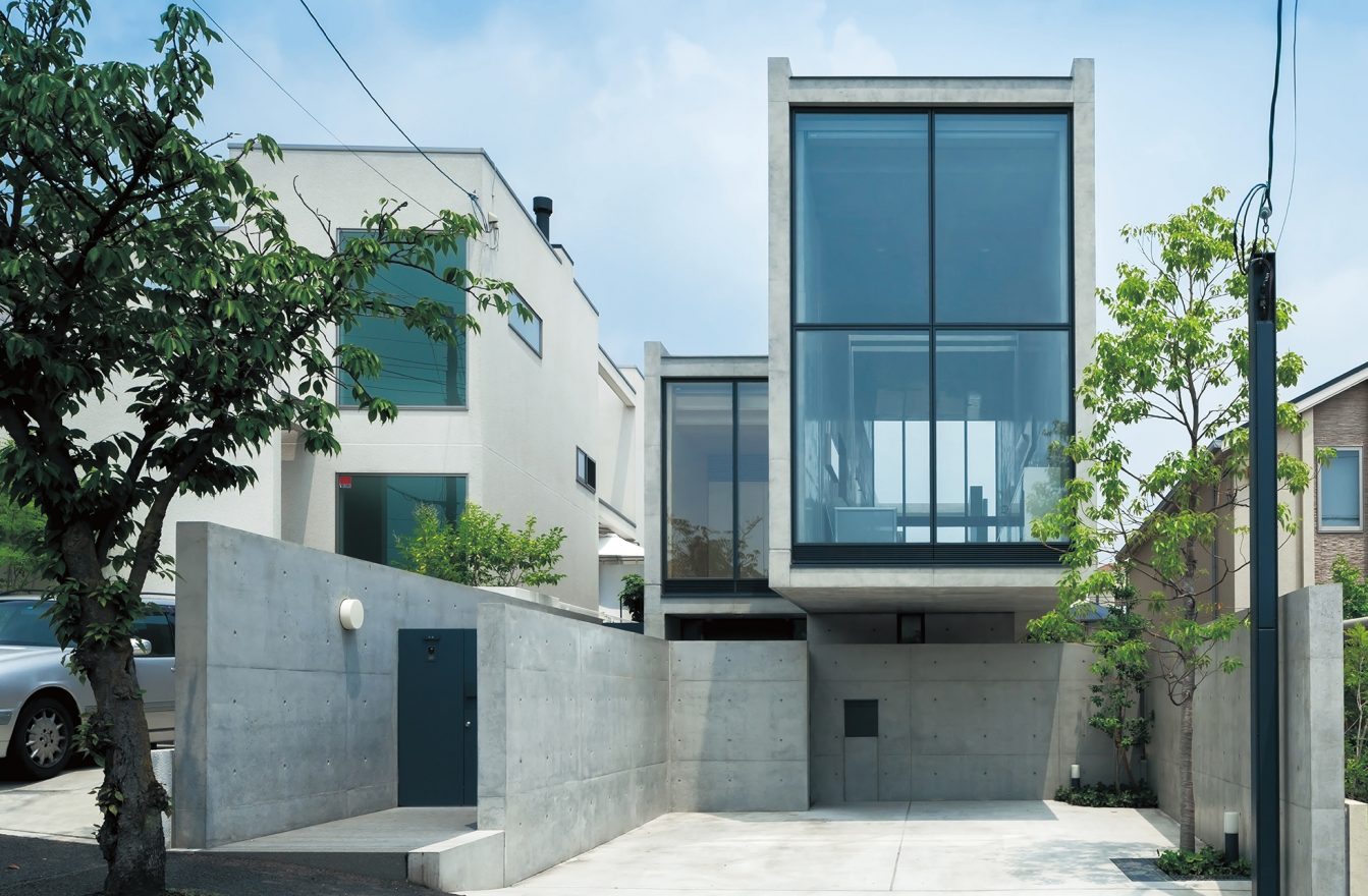 芦屋の住宅外観 撮影：小川重雄